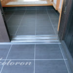 [Web内覧会27][玄関7]土間のタイルはどうするか＆クリスマスツリー