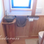 [Web内覧会49][トイレ10]2階トイレの収納＆漆喰の汚れ落とし