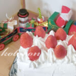 業務スーパー冷凍「アマンディホイップ&スポンジシート」でクリスマスケーキ