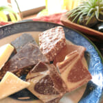 家族向けバレンタイン「割れチョコメガミックス 2kg」たっぷり♪