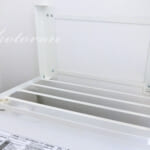 洗濯機まわりに、折り畳める壁掛け収納は便利♪